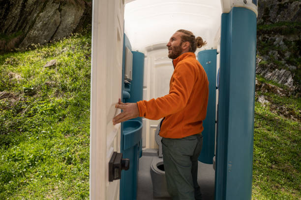 Portable Toilet Options We Offer in Warren, AR